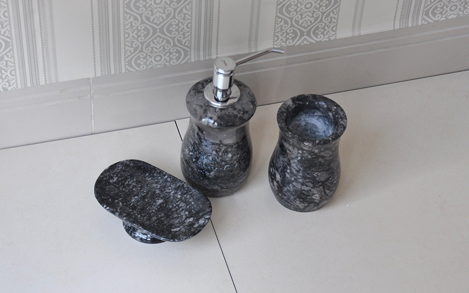 Bộ chai lọ trong nhà tắm, phụ kiện bằng đá