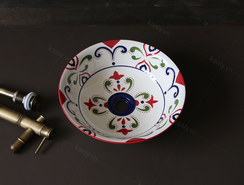 Bồn rửa tay, rửa mặt bằng sứ mang phong cách hoa văn Moorish